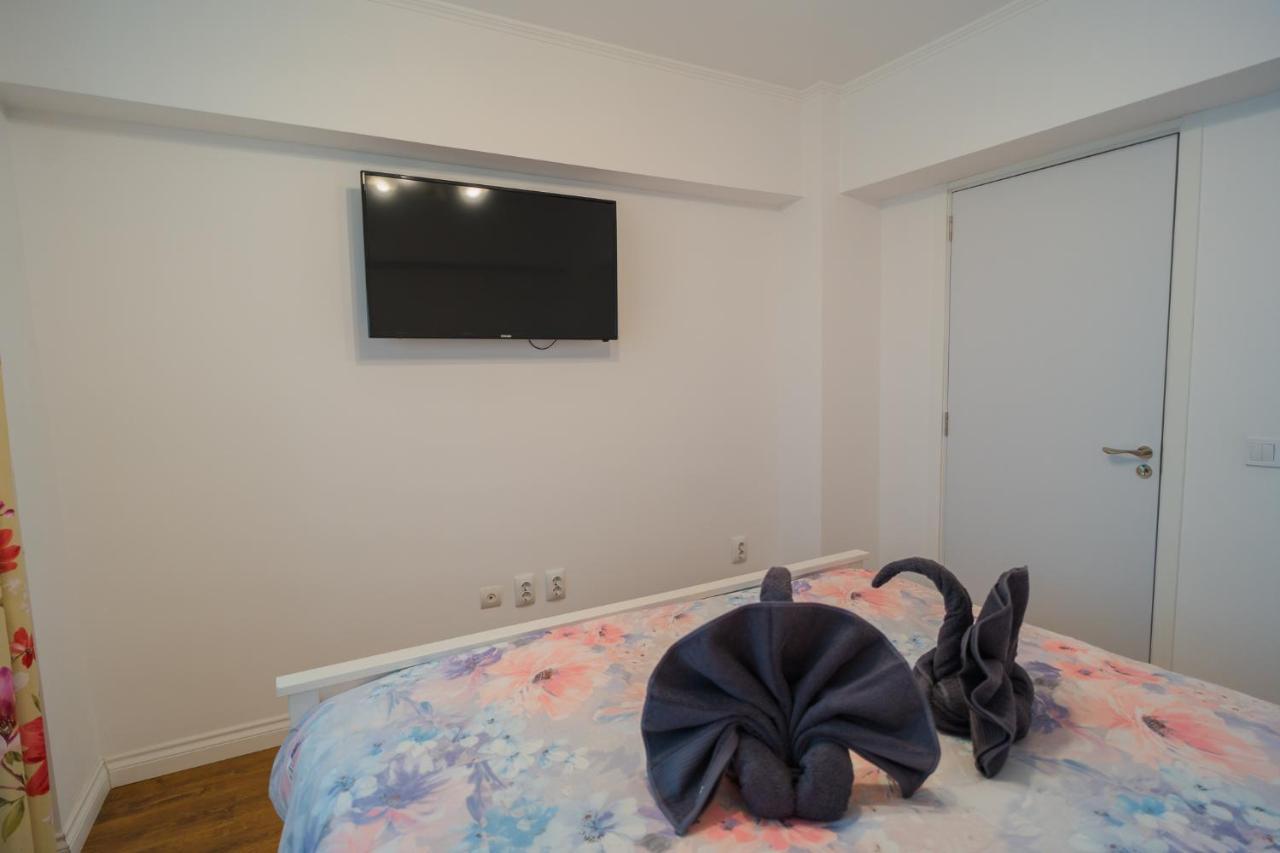 Cozy & Spacious 2Br Apartment With Netflix Bucarest Extérieur photo