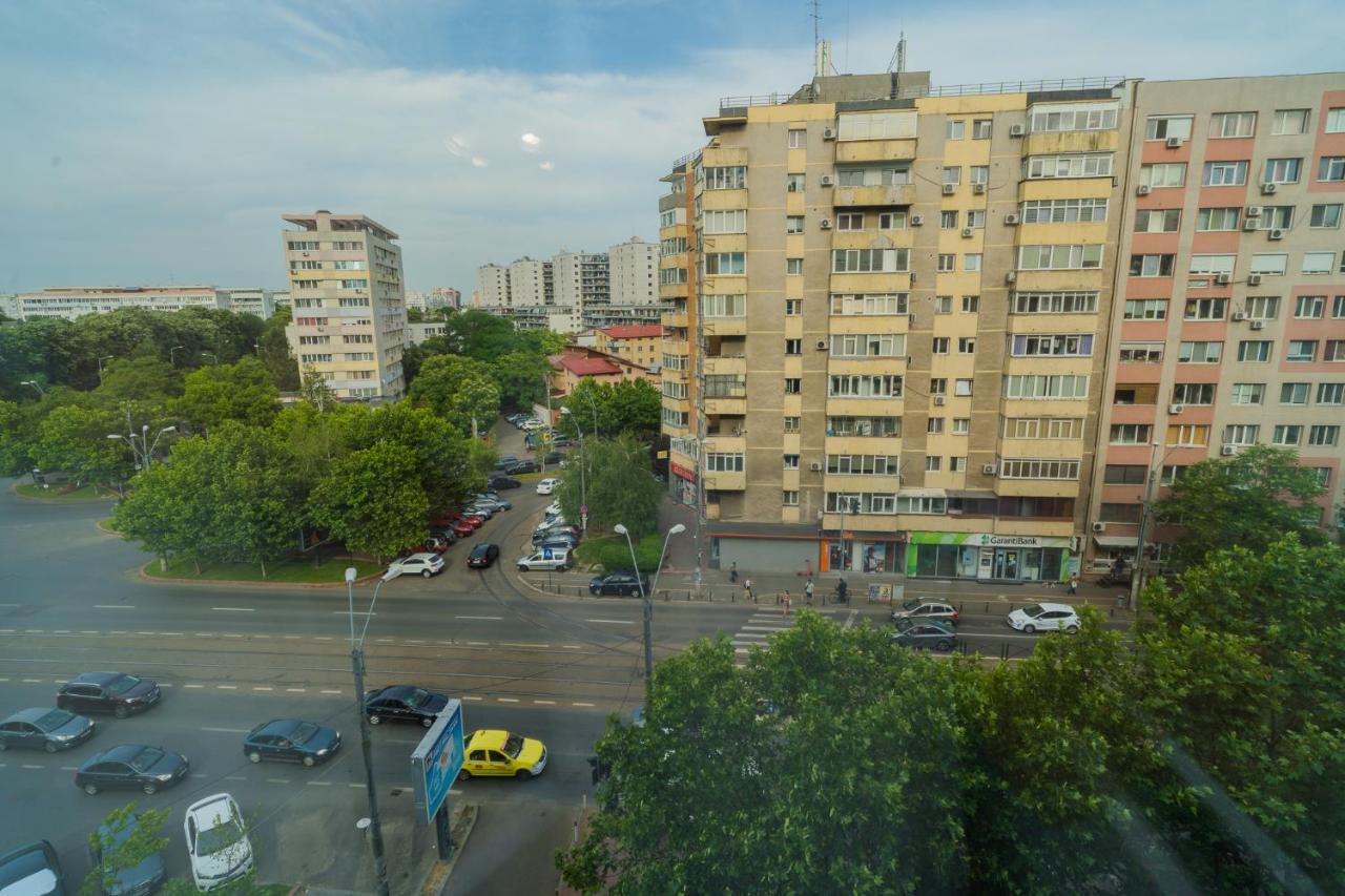 Cozy & Spacious 2Br Apartment With Netflix Bucarest Extérieur photo