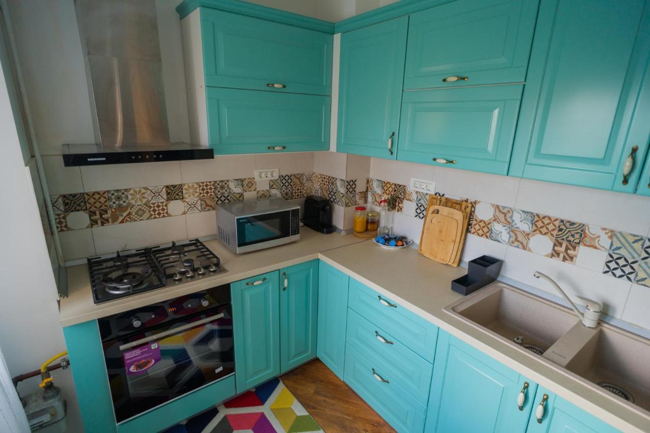 Cozy & Spacious 2Br Apartment With Netflix Bucarest Extérieur photo